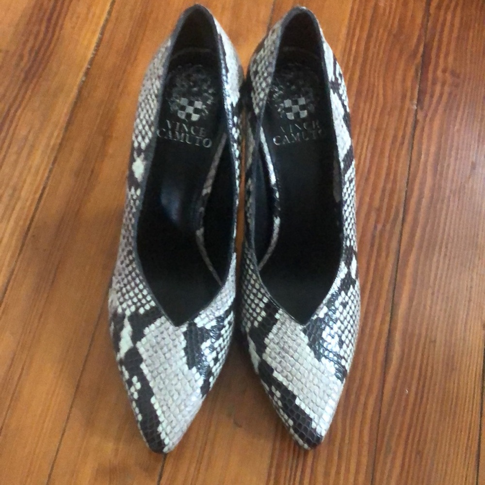 Vince Camuto “Ishani” Pointed Toe Python Pump - image 3
